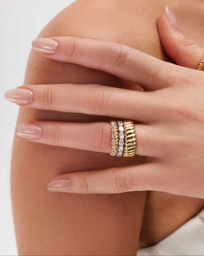 Wavy Gold Ring